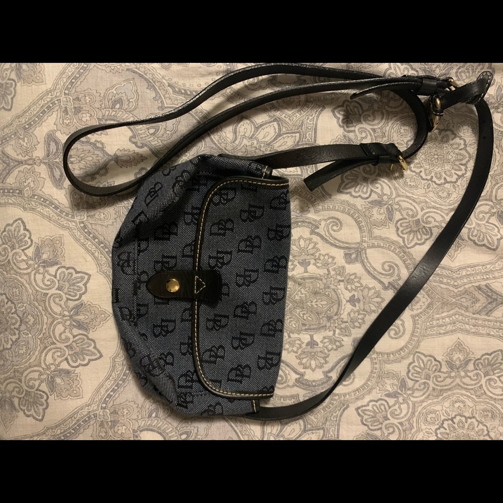 Dooney & Bourke